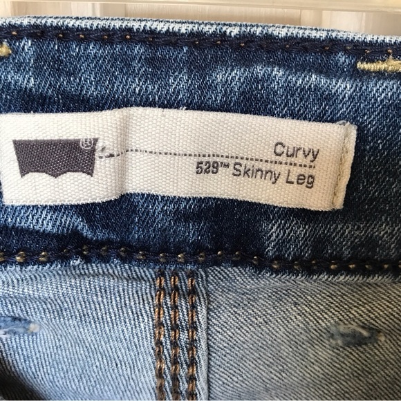 Levi's Jeans Two Button Front MidRise Sz31/32 MidWash Very Good Condition - Picture 4 of 8